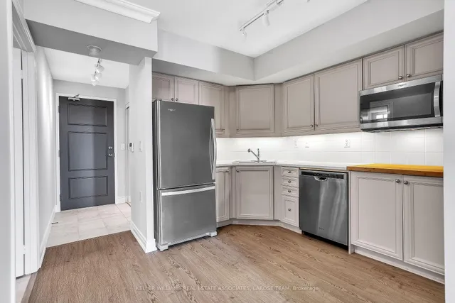 Additional image 7 of 3 Marine Parade Dr Unit 1707