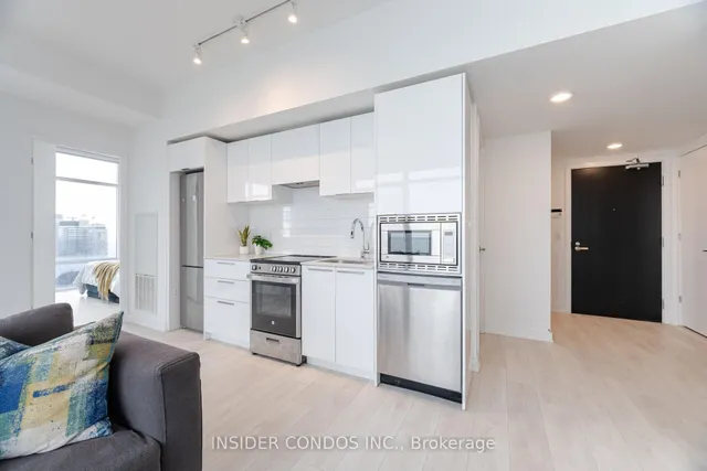 Additional image 10 of 501 Yonge St Unit 5202