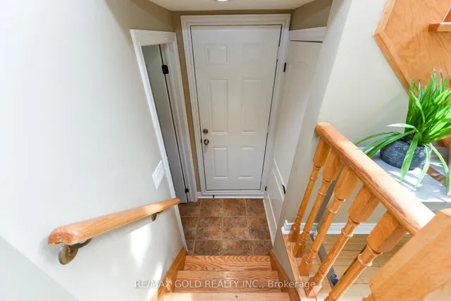 Additional image 9 of 35 Amaranth Cres