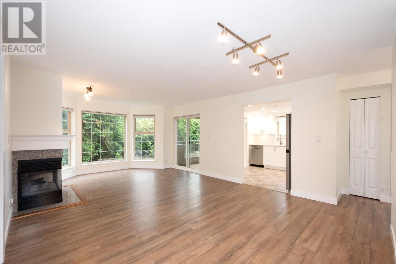 207 5650 OAK STREET|Vancouver, British Columbia V6M2V6