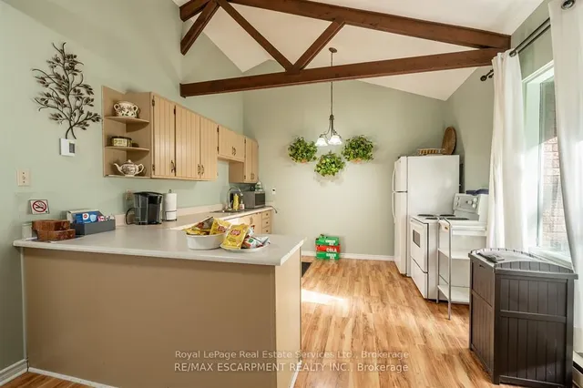 Additional image 42 of 1588 Kerns Rd Unit 6