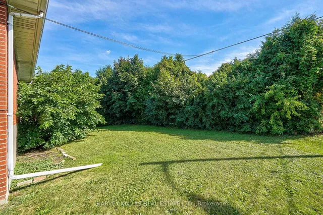 Additional image 46 of 215 Searle Ave