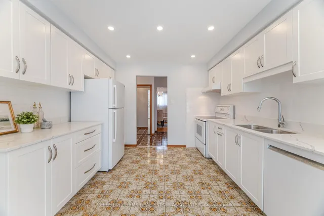 Additional image 13 of 21 Malcolm Cres