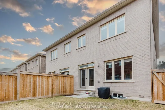 Additional image 18 of 180 Agro St