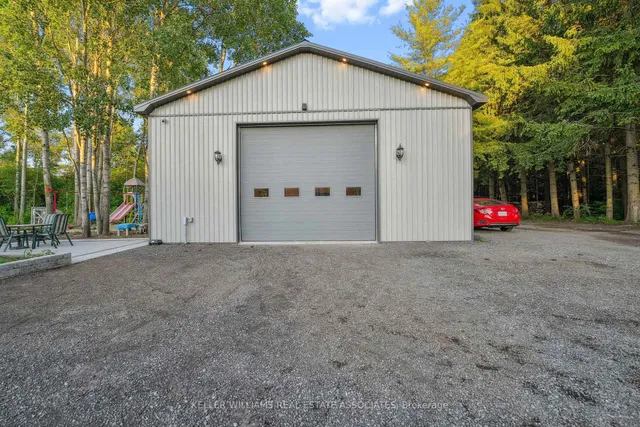 Additional image 32 of 102 Concession 11 N/A