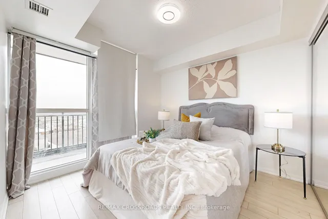 Additional image 20 of 3091 Dufferin St Unit 1402