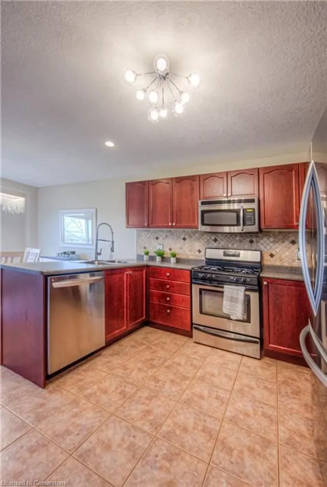 Additional image 12 of 957 Banffshire Crt