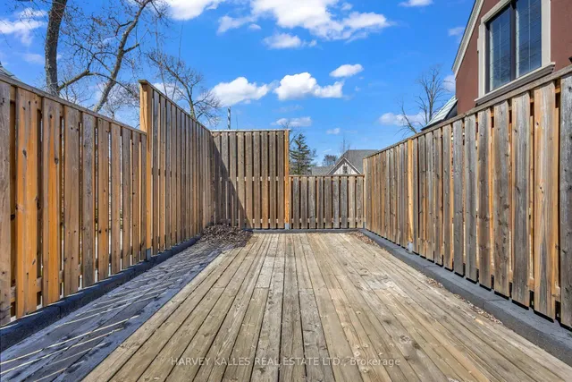 Additional image 27 of 1256 Avenue Rd