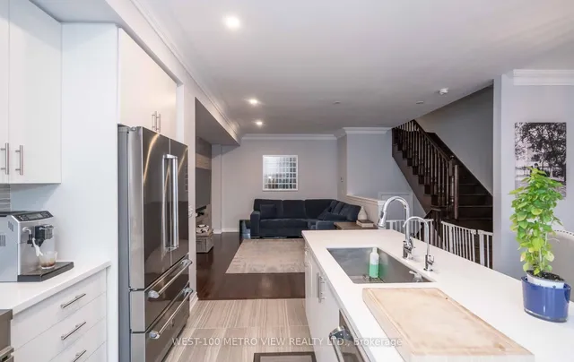 Additional image 11 of 406 Athabasca Common N/A