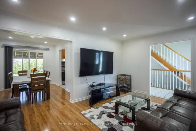 Additional image 12 of 111 Folkstone Cres