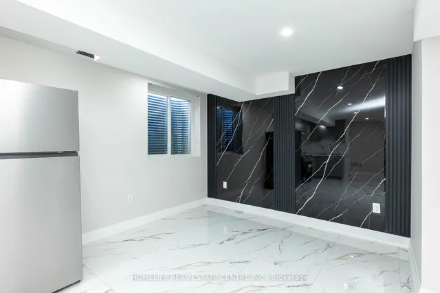 Additional image 32 of 7 Markham St