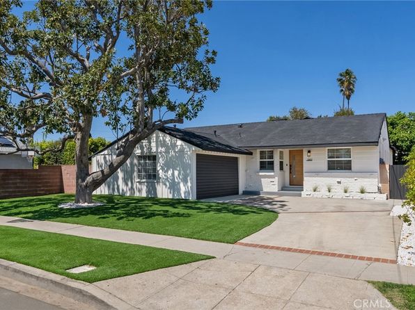 13807 Wyandotte St, Van Nuys, CA 91405