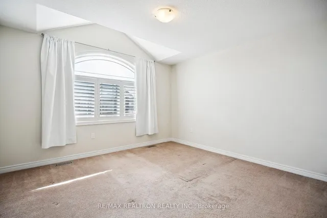 Additional image 12 of 87 Whistler St