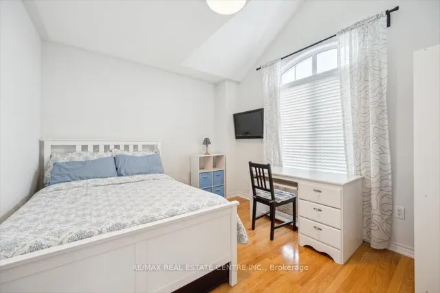 Additional image 22 of 37 Interlude Dr