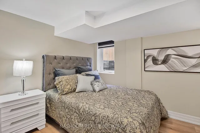 Additional image 29 of 87 Fallingbrook Rd