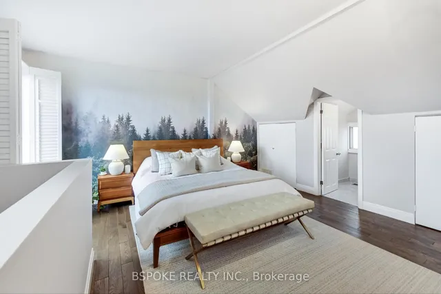 Additional image 20 of 293 Withrow Ave