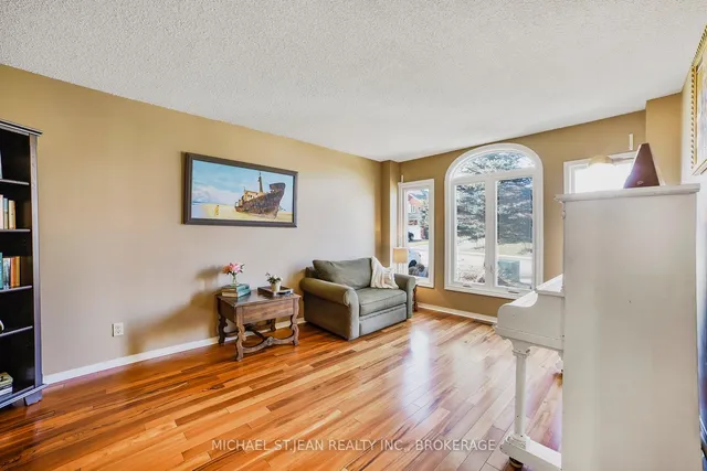 Additional image 5 of 130 Huntingwood Ave