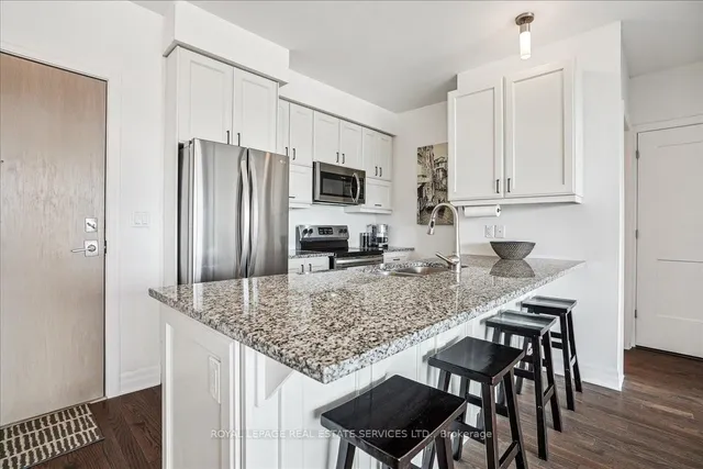 Additional image 9 of 3028 Creekshore Common N/A Unit 105