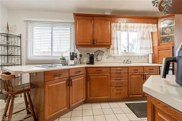 Additional image 10 of 700 Woodview Rd