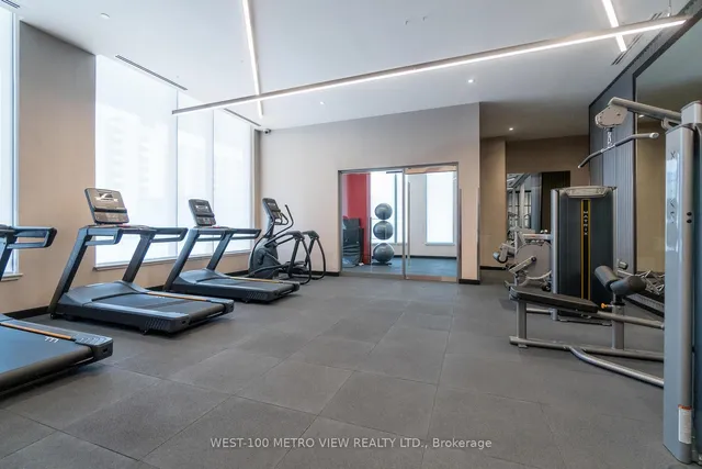 Additional image 19 of 212 King William St Unit 822