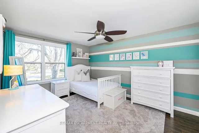 Additional image 25 of 585 Deborah Cres