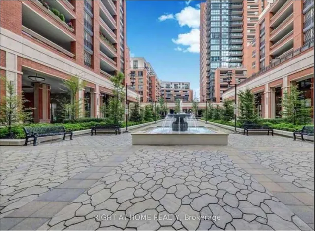 Additional image 7 of 830 Lawrence Ave Unit 1504