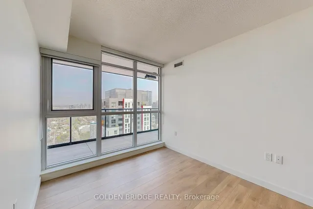 Additional image 16 of 38 Widmer St Unit 4211