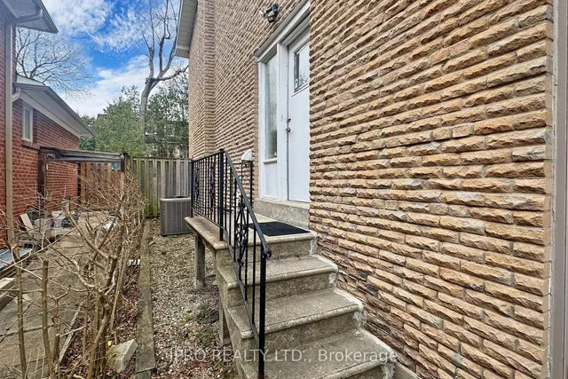 Additional image 23 of 17 Clearcrest Ave