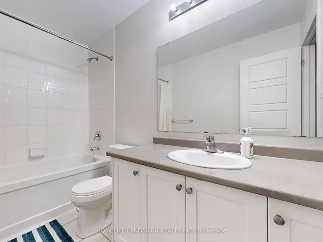 Additional image 21 of 813 Banks Cres