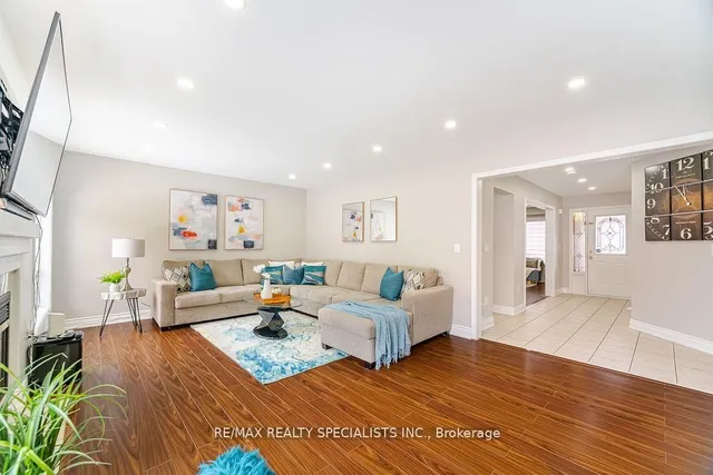 Additional image 9 of 8 Upshall Dr