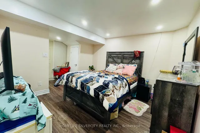 Additional image 45 of 32 Summerdale Cres