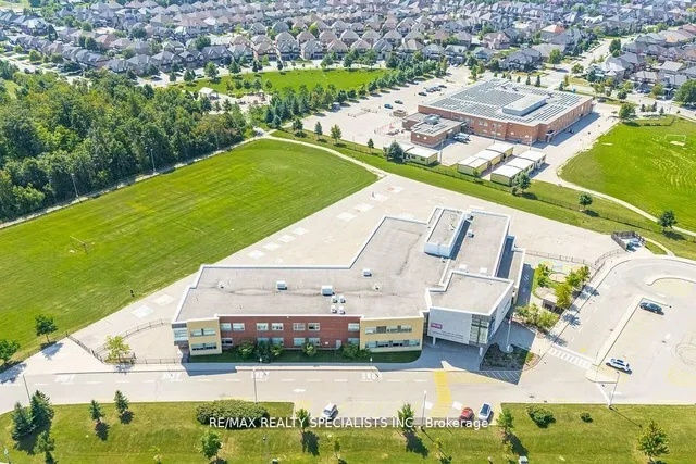 Additional image 39 of 1 Odeon St