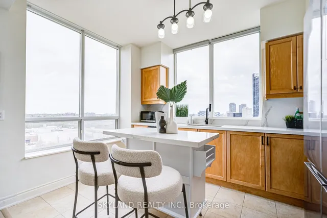 Additional image 17 of 1105 Leslie St Unit 1106