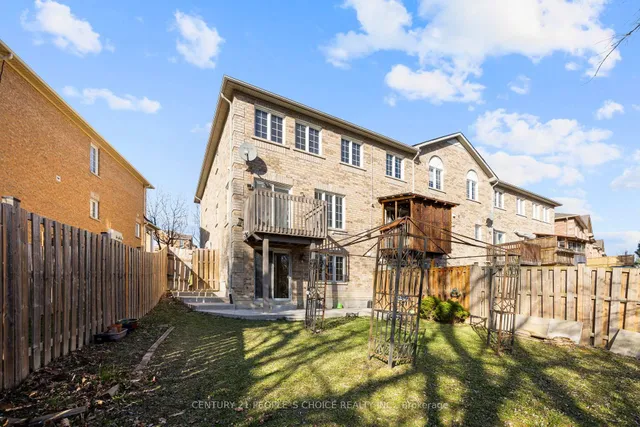 Additional image 43 of 21 Eastview Gate Unit 7