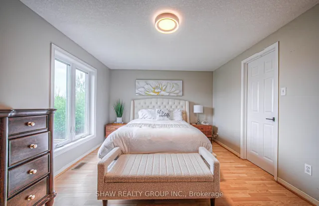 Additional image 28 of 210 Misty Crt