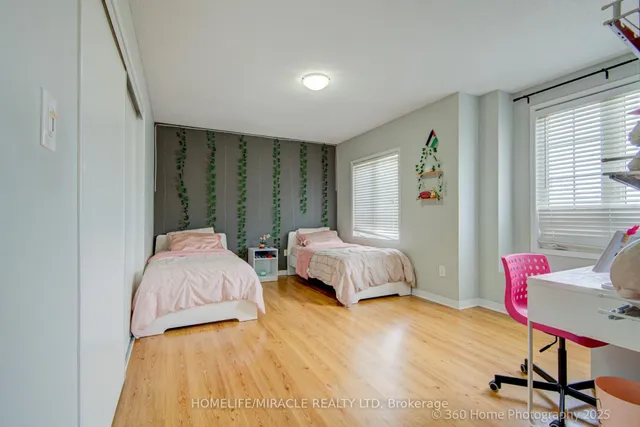 Additional image 22 of 1044 Zimmerman Cres