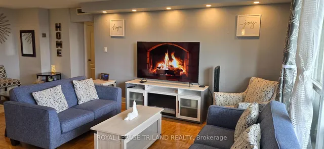 Additional image 7 of 44 LONGBOURNE Dr Unit 405