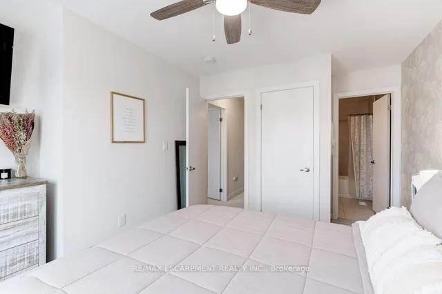 Additional image 20 of 590 North Service Rd Unit 74