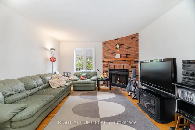 Additional image 7 of 5253 Palomar Cres