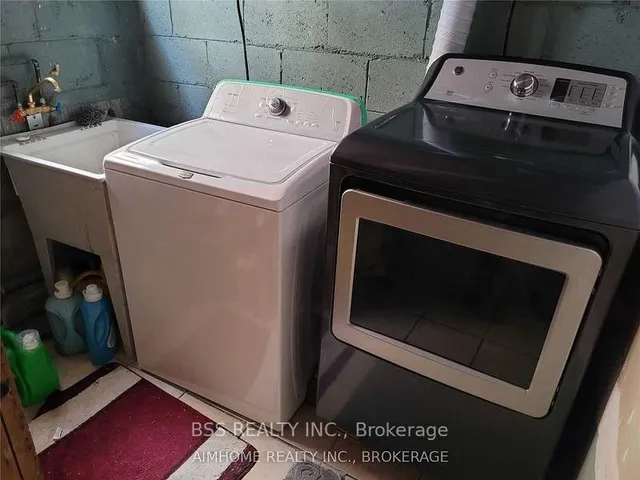 Additional image 3 of 3699 St. Clair Ave