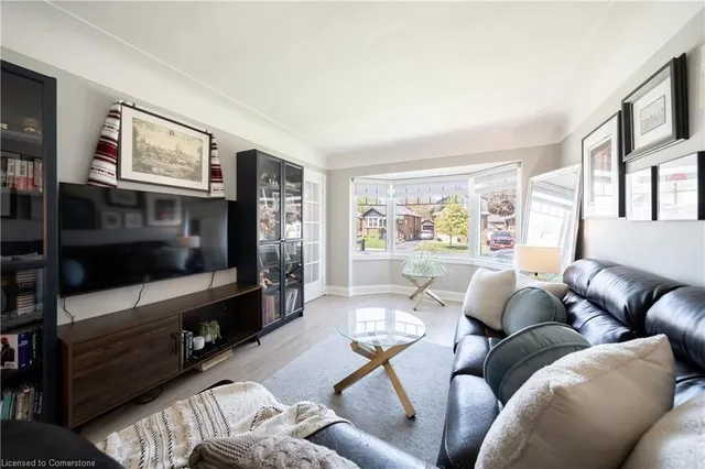 Additional image 6 of 105 Tragina Ave