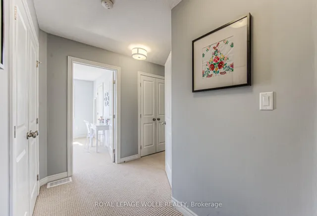 Additional image 31 of 18 Creek Ridge St