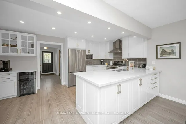 Additional image 13 of 1282 Lakeview Dr