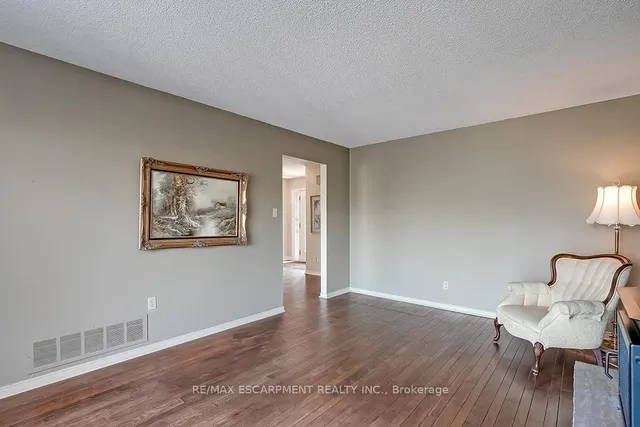 Additional image 22 of 2347 Tweedsmuir Crt