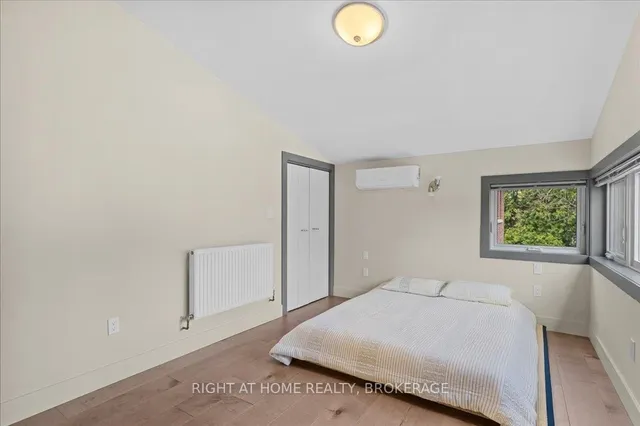 Additional image 7 of 704 Cedar Ave