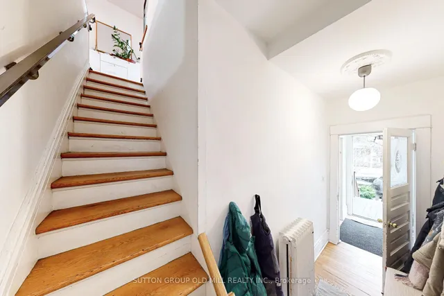 Additional image 12 of 1058 College St