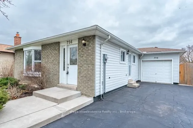 Additional image 2 of 756 Mackenzie Dr