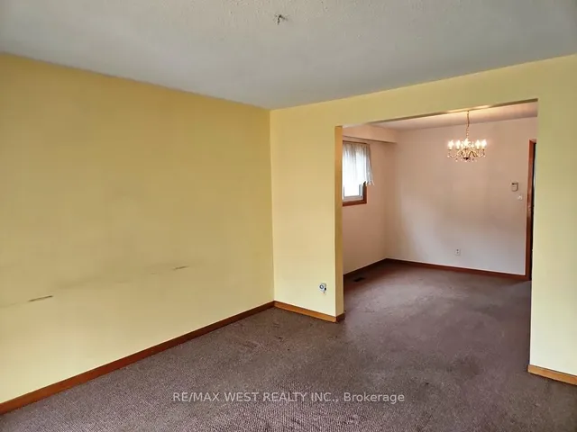 Additional image 2 of 385 Kipling Ave