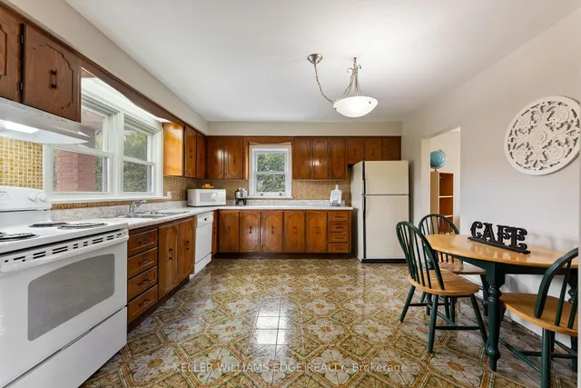 Additional image 27 of 868 Highway 8 Highway