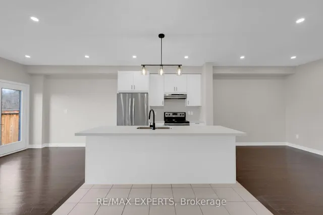 Additional image 15 of 108 Little Britain Cres